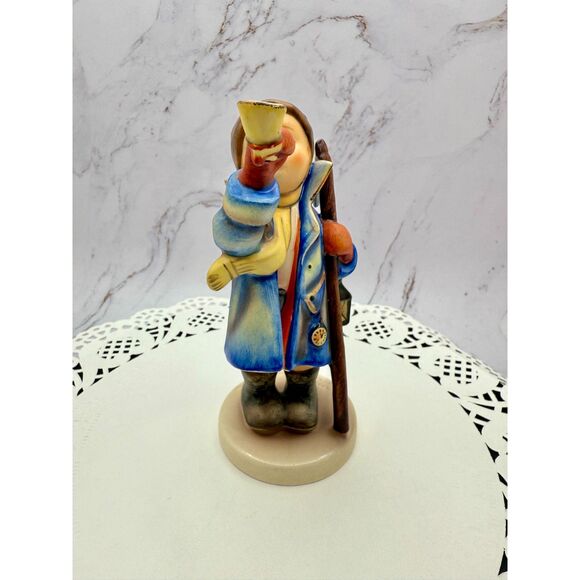 Hummel Hear Ye, Hear Ye, #15/0, TMK5, 1970s, Germany, Boy Blowing horn - Picture 8 of 10